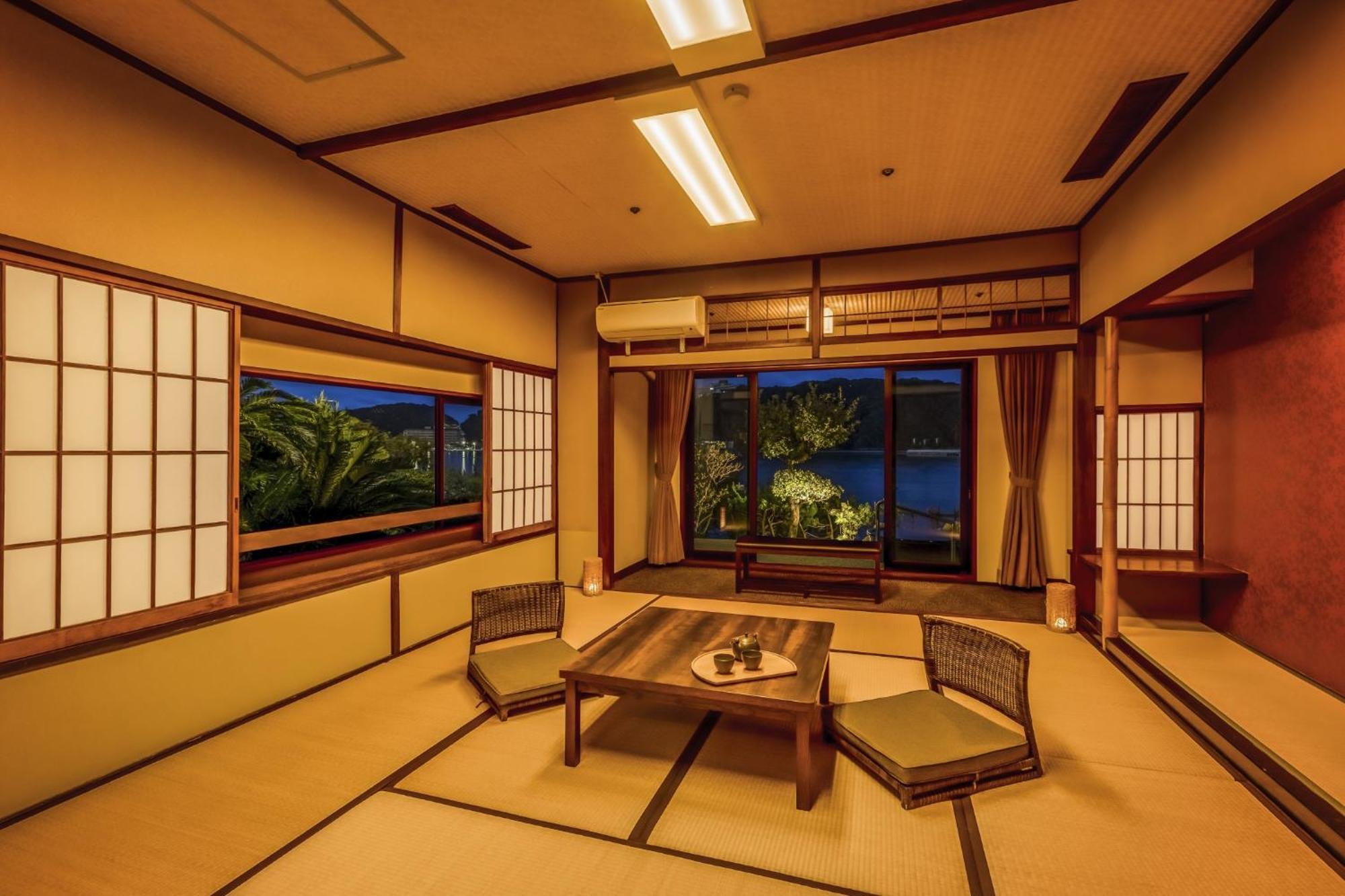 Taoya Nachikatsuura Hotell Rum bild
